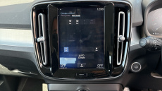 Volvo Xc40 2.0 T4 Momentum 5dr AWD Geartronic Petrol Estate